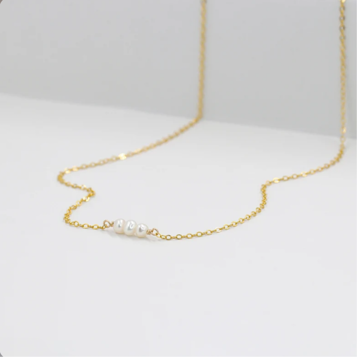 COLLIER SAMIA