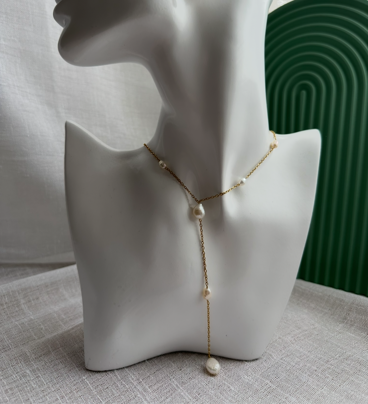 COLLIER AIRIANA