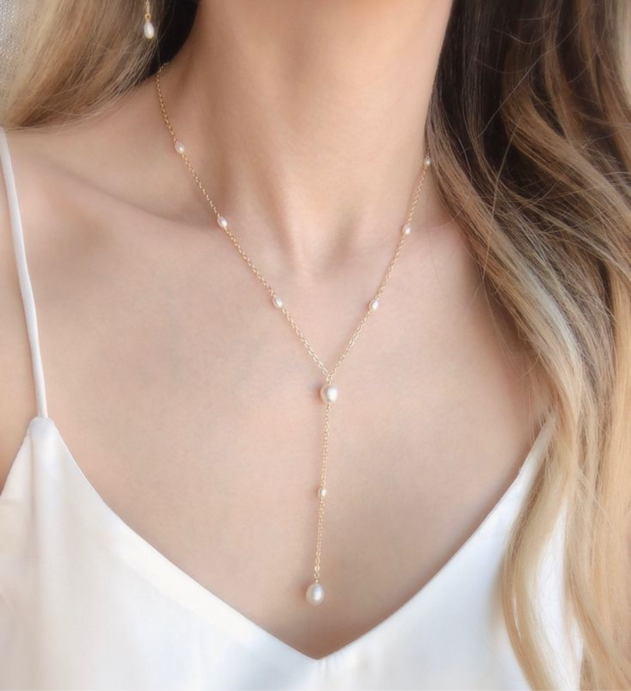 COLLIER AIRIANA