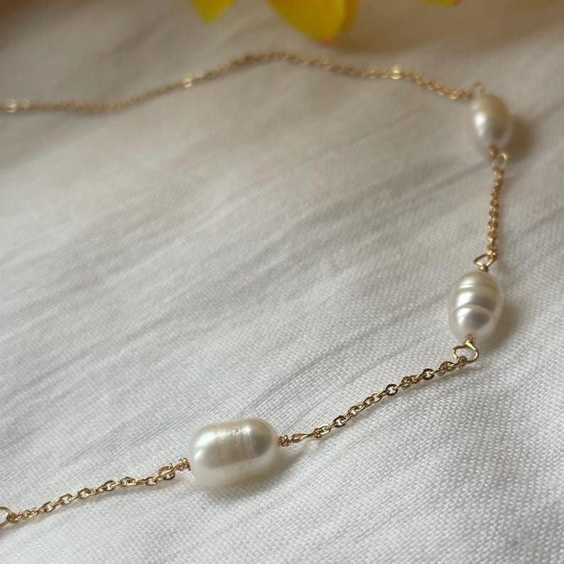 COLLIER SALY
