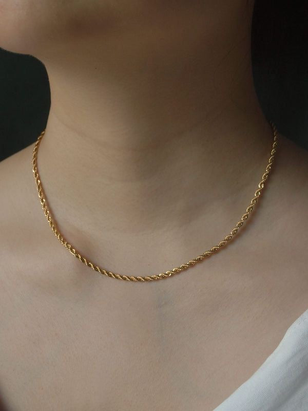 COLLIER CHARM