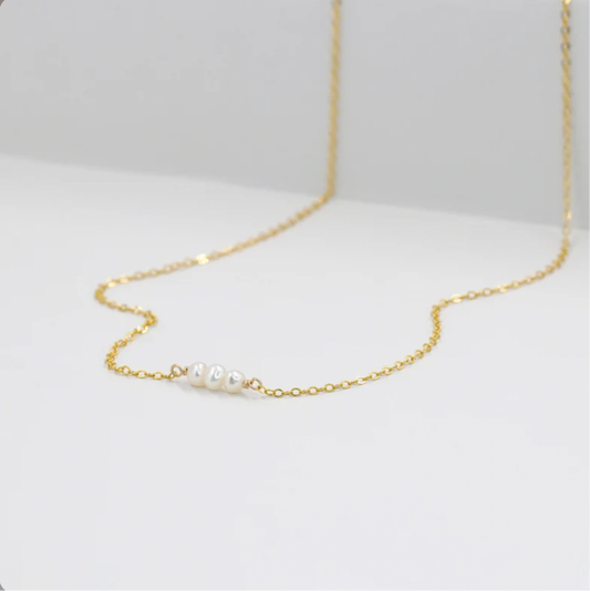 COLLIER SAMIA