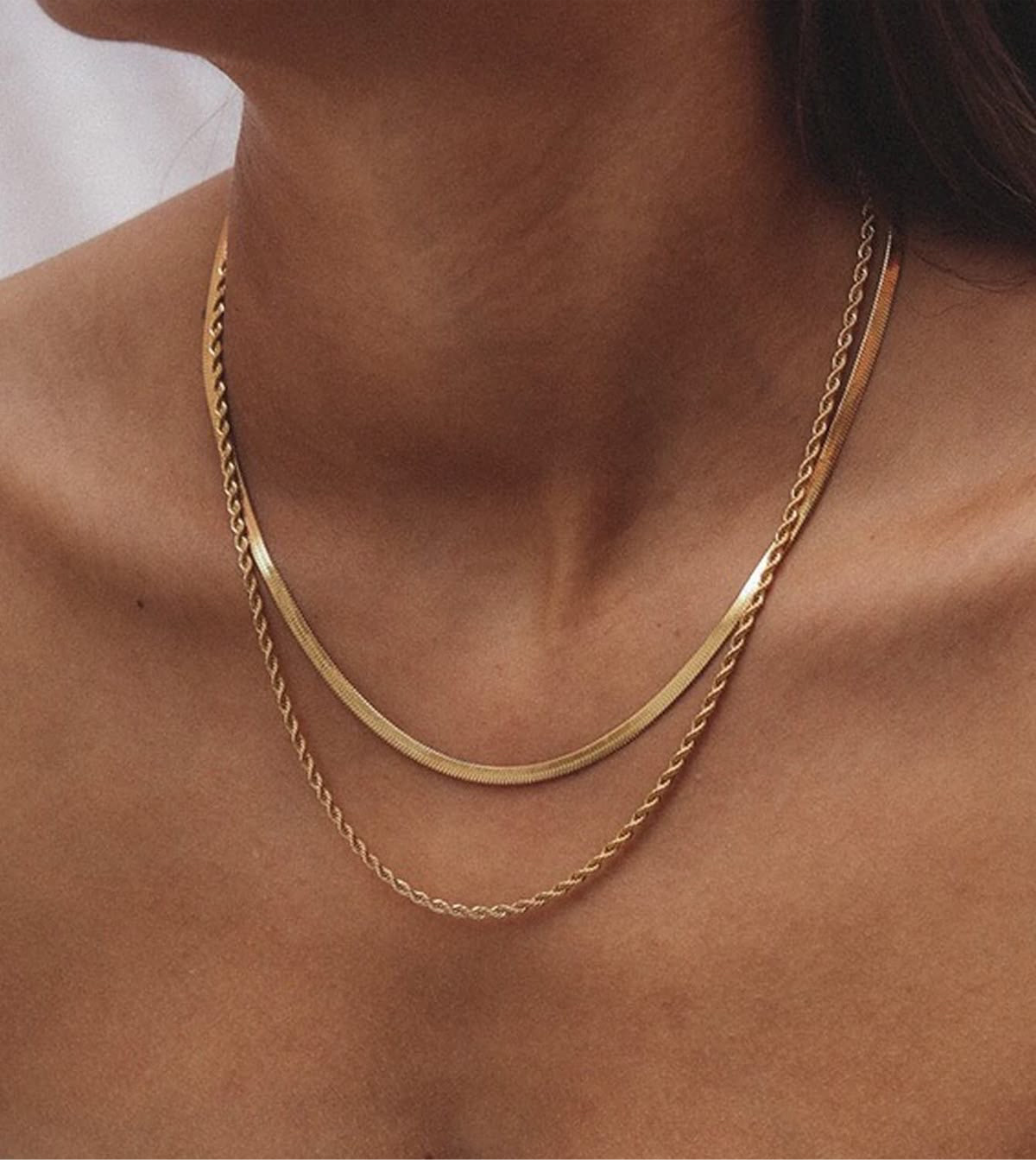 COLLIER SANIA