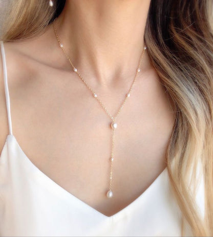 LINE NECKLACE