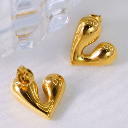 HEART EARRINGS