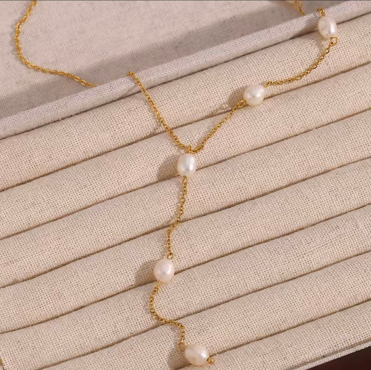 COLLIER CHARMY
