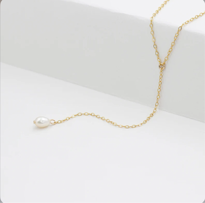 COLLIER ARIS