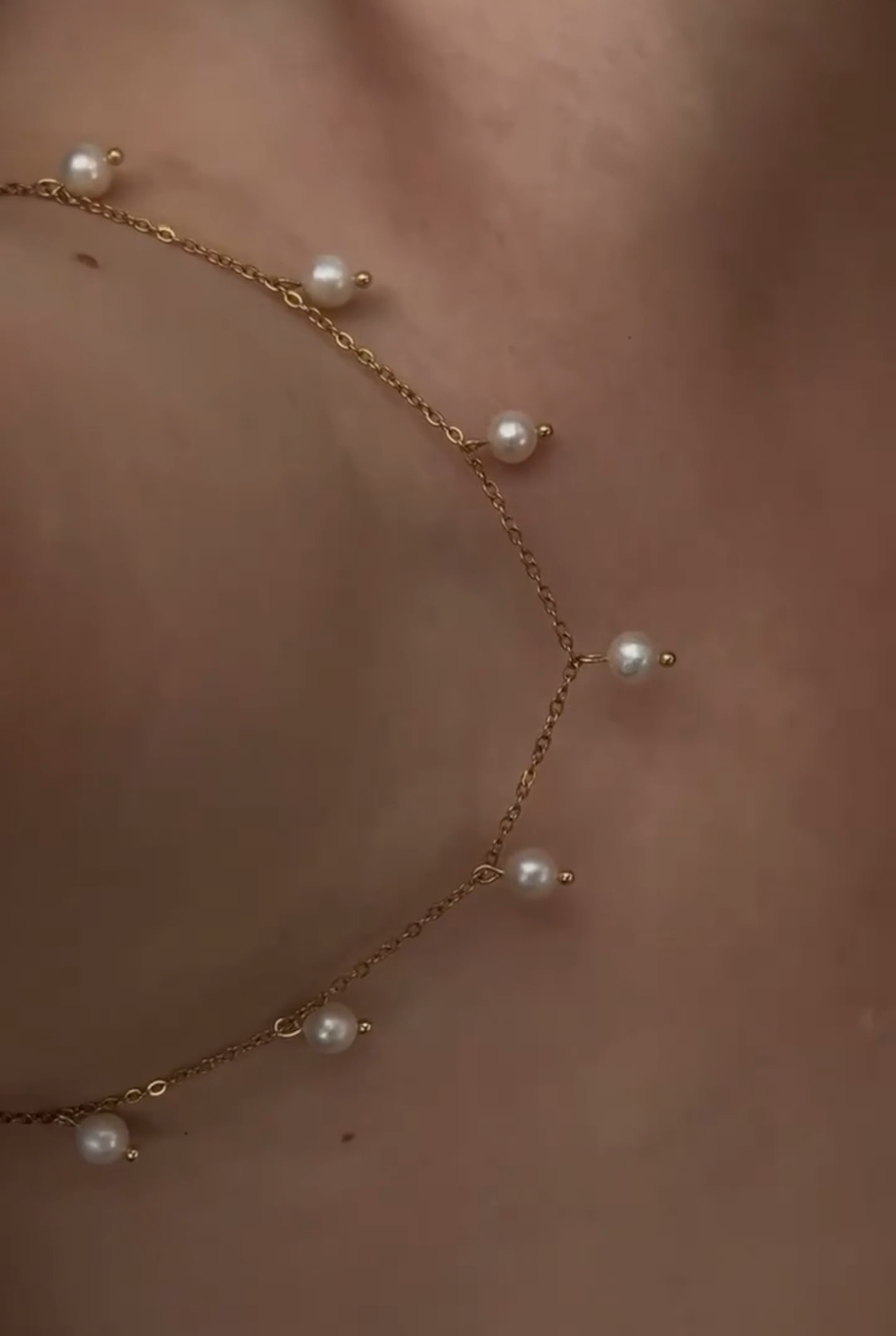 COLLIER MARIA