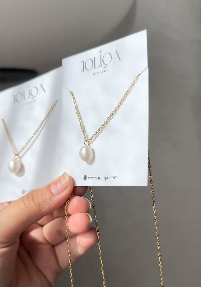 COLLIER CHAMS