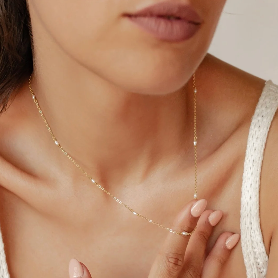 COLLIER ELLA