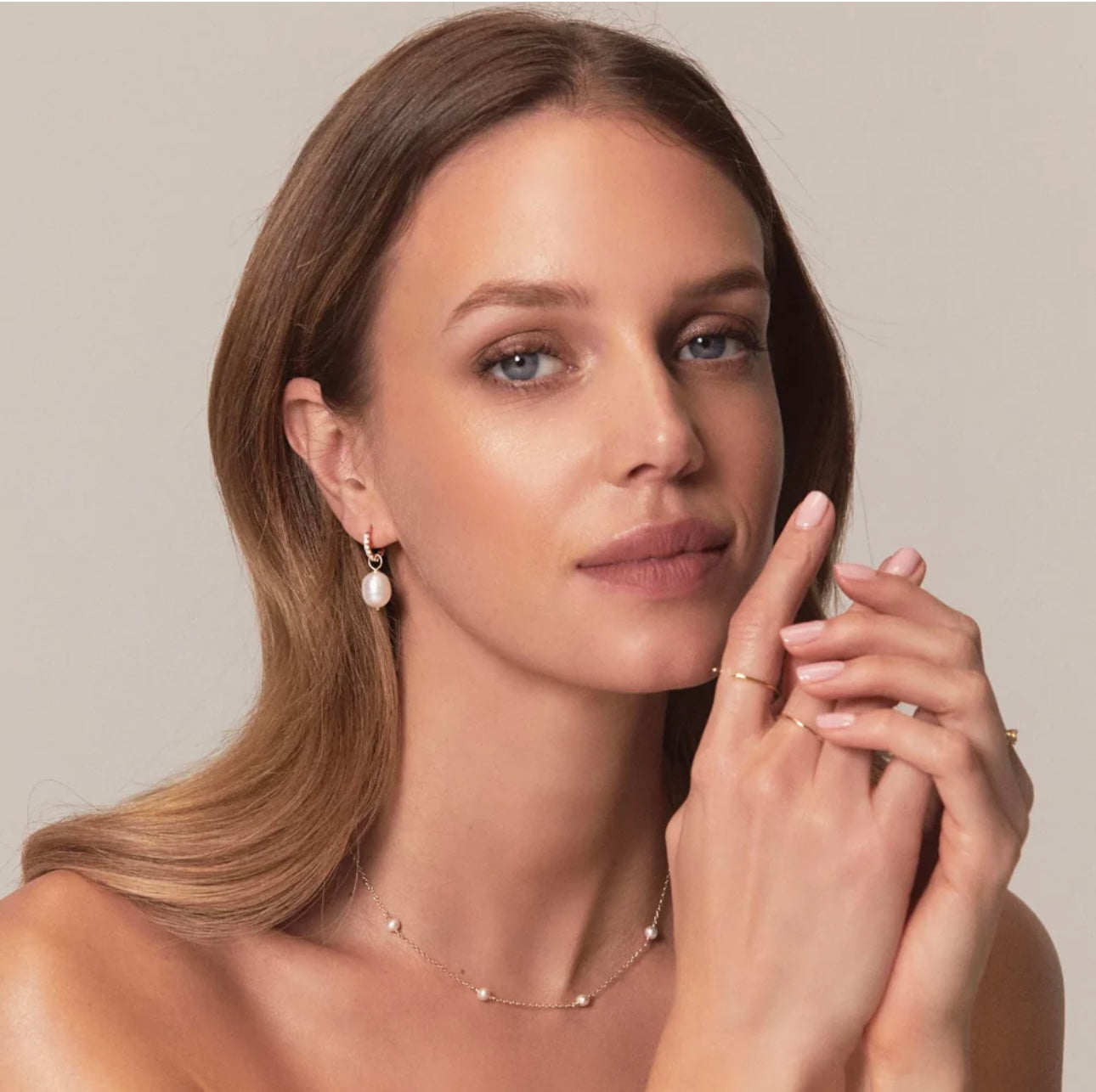 COLLIER SOFTY