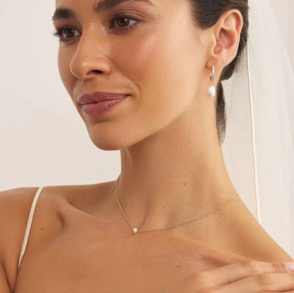 COLLIER ALICIA