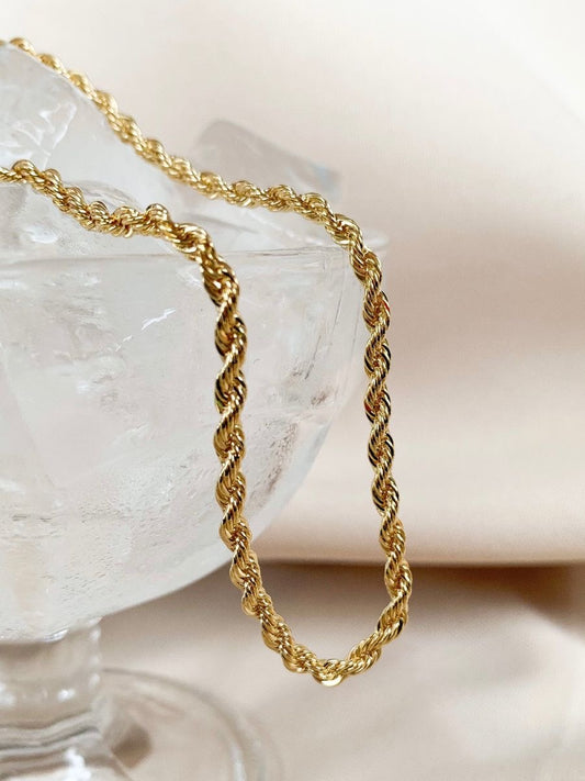 COLLIER CHARM